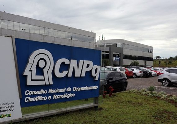 Sem backup, servidor do CNPq queima e milhares de dados acadêmicos desaparecem