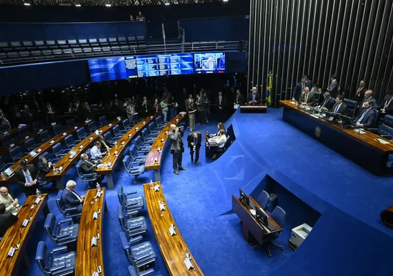 CCJ do Senado adia votação do PL do Impeachment para 2026