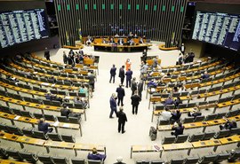 Câmara aprova em 1º turno mudanças do Senado na PEC dos Precatórios