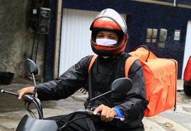 Jacintinho: motoboy sofre tentativa de homicídio enquanto realizava entrega