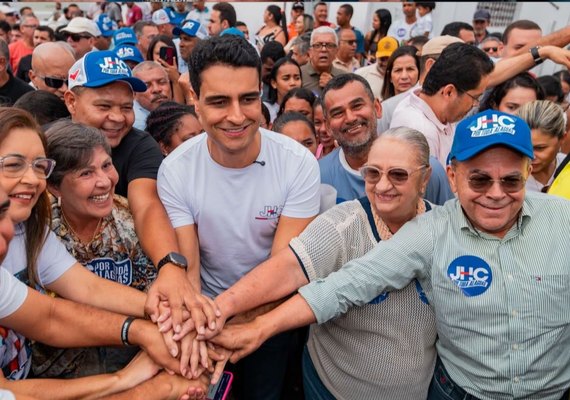 JHC visita Maribondo e recebe apoio de lideranças locais