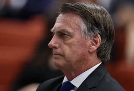 Arma registrada no nome de Bolsonaro é apreendida com sargento do Exército