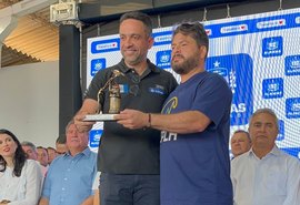 CPLA presta homenagem ao governador Paulo Dantas