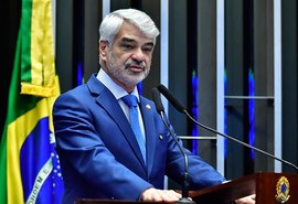 Humberto Costa atribui esquema de descontos no INSS ao governo Bolsonaro