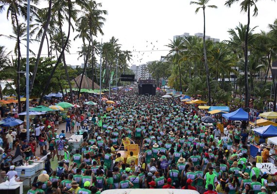 Carnaval em Maceió: confira o que abre e o que fecha durante a folia