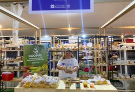 COOPAL aposta em produtos minimamente processados para fisgar público da Feira da Agricultura Familiar e Economia Solidária