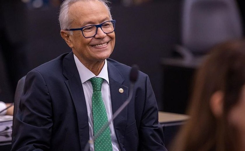 Deputado que JHC chegou a convidar para ser seu vice pode ser nome da oposição em Maceió
