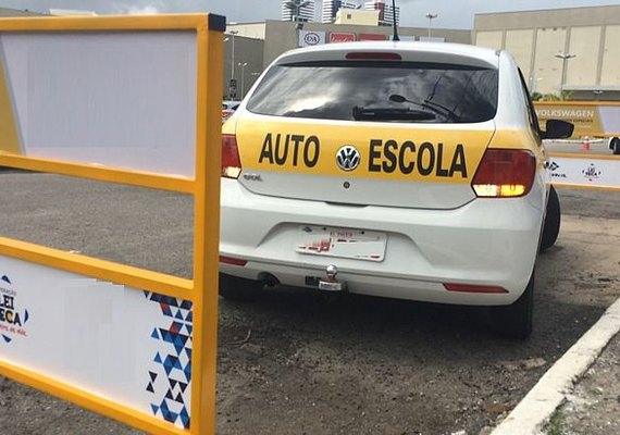 Novo modelo da CNH propõe curso gratuito e aulas de trânsito no Ensino Médio