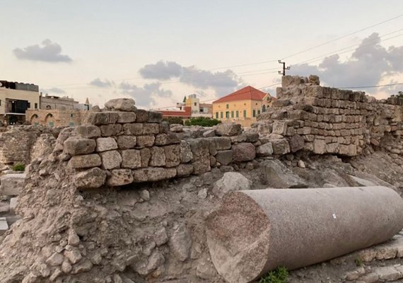 Pão carbonizado de 2.000 anos é encontrado em acampamento militar romano na Suíça