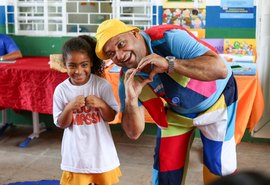 Dia do Professor: Prefeitura de Maceió homenageia todos os docentes de creches e escolas municipais