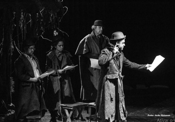 Diteal lança espetáculo Esperando Godot no Youtube do Teatro Deodoro