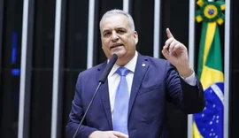 Oposição pode lançar Gaspar ao governo, com Lira e Davi ao Senado