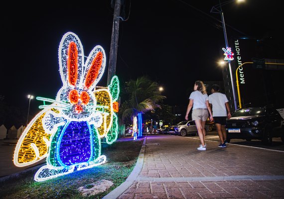 Prefeitura de Maceió monta Vila da Páscoa na Praça Multieventos
