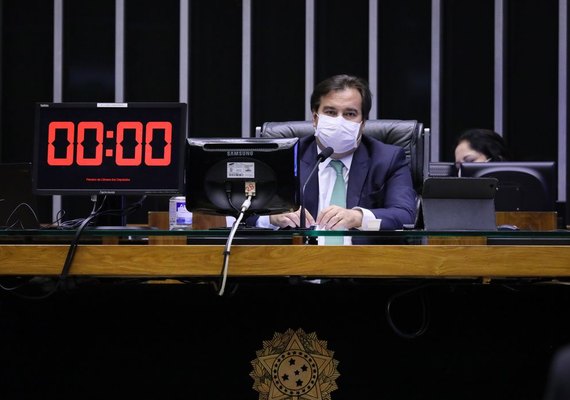 Prioridade é votar medidas emergenciais, diz Rodrigo Maia