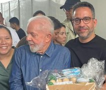 Cooperativas entregam cesta com produtos alagoanos ao presidente Lula