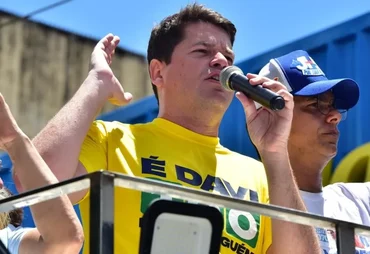Davi aponta Arthur Lira como chefe do “sistema” e diz que não será comprado