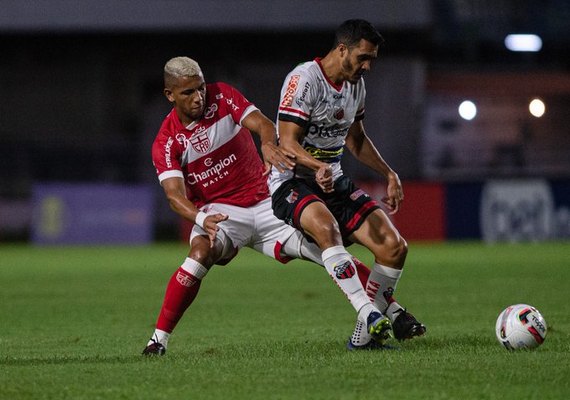 O VAR salvou a balada do Galo sexta à noite
