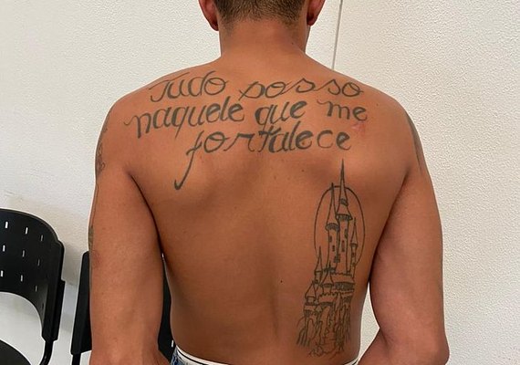 Suspeito de praticar diversos assaltos na parte alta de Maceió é preso