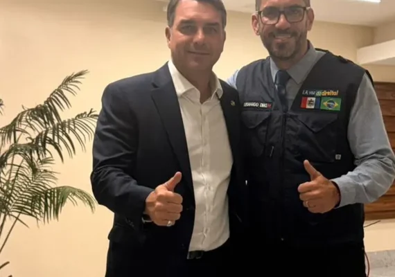 Câmara de Maceió aprova título de cidadão honorário a Flávio Bolsonaro