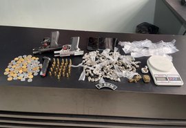 PM-AL apreende 25 armas e 12 quilos de drogas em uma semana