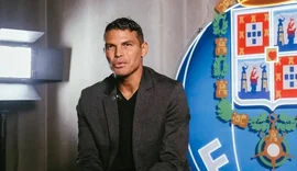 Thiago Silva anuncia despedida do Porto após cinco meses de contrato