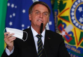 MPE pede que Bolsonaro seja multado por propaganda eleitoral antecipada