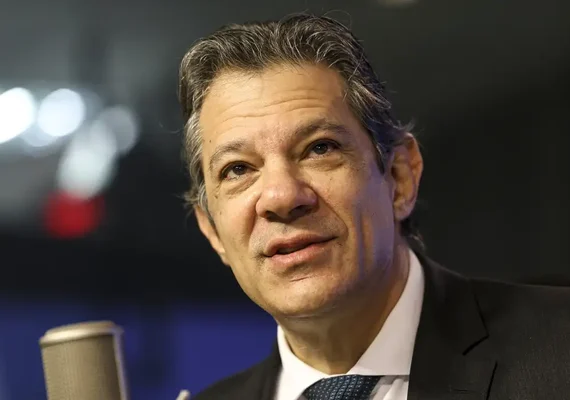 Haddad reúne-se com secretário do Tesouro de Trump em meio a tarifas