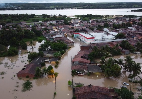 Prefeitura  atualiza dados e ações sobre danos causados pelas chuvas