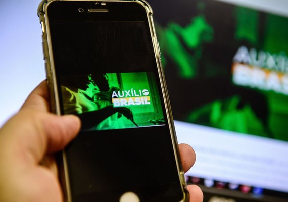 Auxílio Brasil é pago hoje a beneficiários com NIS final 9