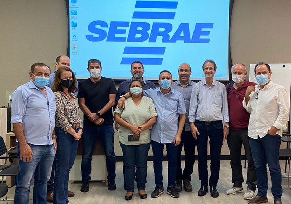 Em reunião com a diretoria do Sebrae/AL, Unicafes apresenta Fundo Cooperativista e Feira Coop