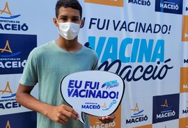 Maceió suspende vacinação de adolescentes nesta quinta-feira (23)