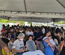 Após filas e forte calor, Sílvio Camelo sugere que Maceió amplie datas de vacinação contra meningite