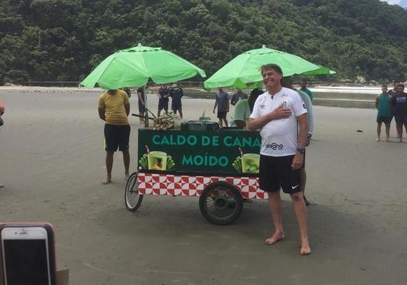 Brasil está quebrado e eu não consigo fazer nada, diz Bolsonaro