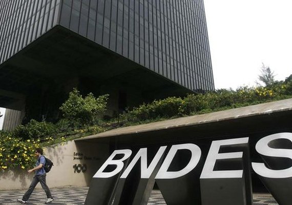 Conselho aumenta para 6% ao ano juros de financiamentos do BNDES