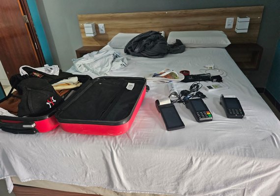 Cearense acusado de usar maquinetas para aplicar golpes em idosos em Maceió é preso
