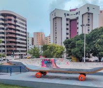 Praça do Skate ganha novo espaço criativo, o skate gigante; confira