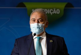 Ministro da Saúde participa de Ato de Vacinação Infantil no Osman Loureiro