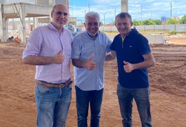 Klécio Santos se reúne com diretores do Grupo Mateus