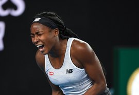 Aos 16 anos, tenista Coco Gauff faz discurso emocionante em protestos contra o racismo