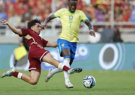 Eliminatórias: Brasil joga mal e não passa de empate com a Venezuela