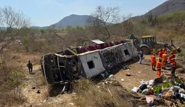 MP de Alagoas convoca reunião após acidente com romeiros que deixou 16 mortos