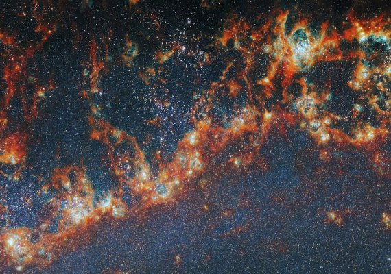 Webb e Hubble revelam detalhes inéditos de berçários estelares