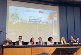 CPLA participa da solenidade de assinatura de nova portaria do Selo Biocombustível Social