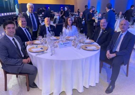 Empresários de AL participam de encontro com Bolsonaro