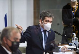 Randolfe para Bolsonaro: 'Não vai conseguir intimidar nenhum membro da CPI'