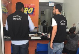 Procon Maceió fiscaliza instituições financeiras no Centro