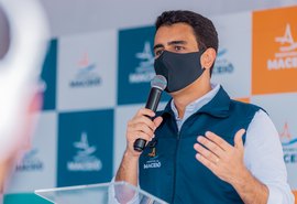 JHC alfineta Renan Filho após reajuste na conta de água: 'nem decisão de juiz respeita mais?'