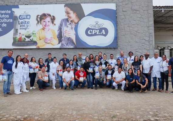 AL sedia oficina do PAA Leite com MDS