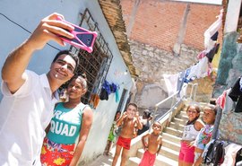 JHC apresenta propostas para moradores do Jacintinho