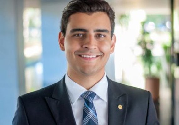 Deputado de AL é um dos preferidos de Bolsonaro para presidir a Câmara dos Deputados